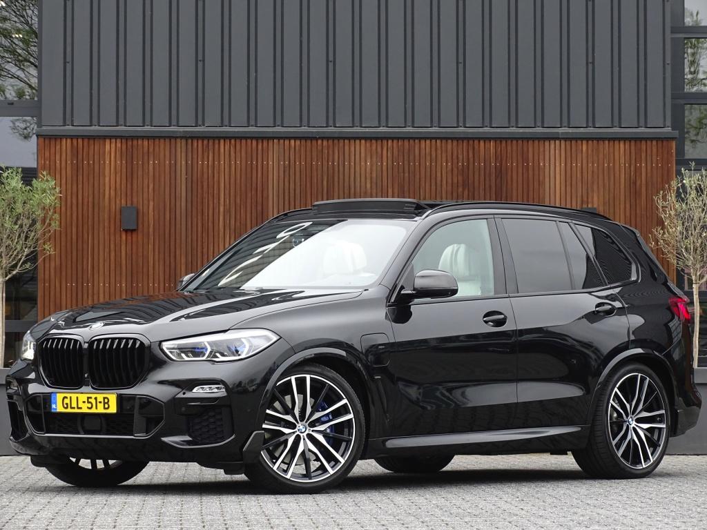 BMW X5 xDrive45e 394PK High Exec. M-Individual / carbon / La, Gebruikt, 394 pk, Zwart, Leder