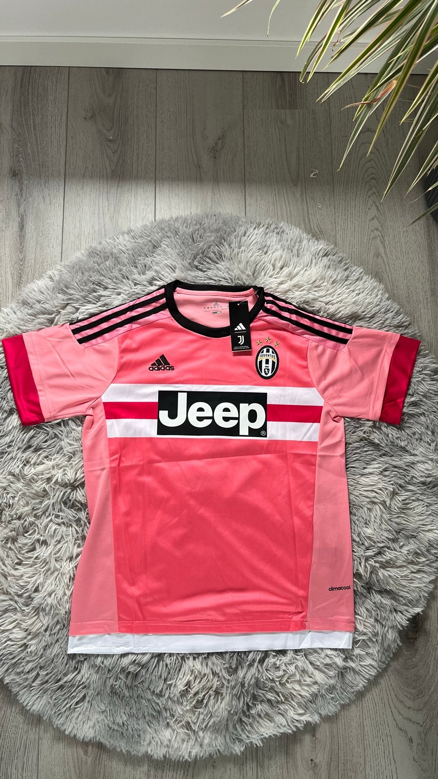 Pogba retro voetbalshirt Juventus maat M, Maat 48/50 (M), Nieuw, Ophalen of Verzenden, Roze