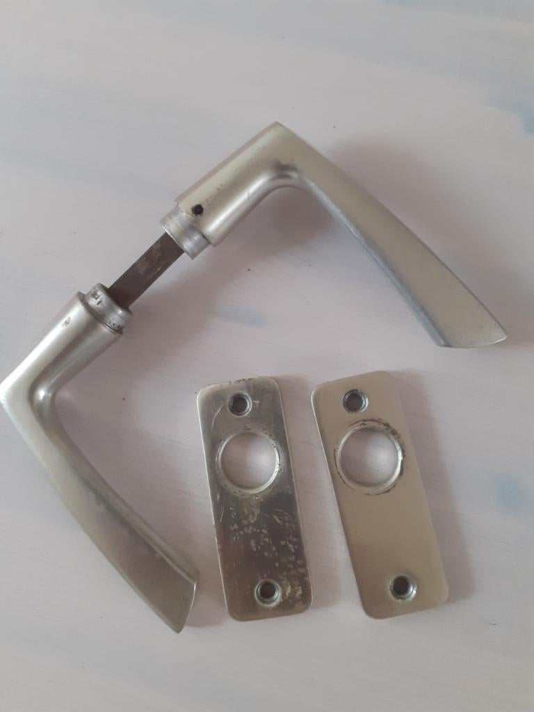 Deur handvat met beslag, Ophalen, Klink of Kruk