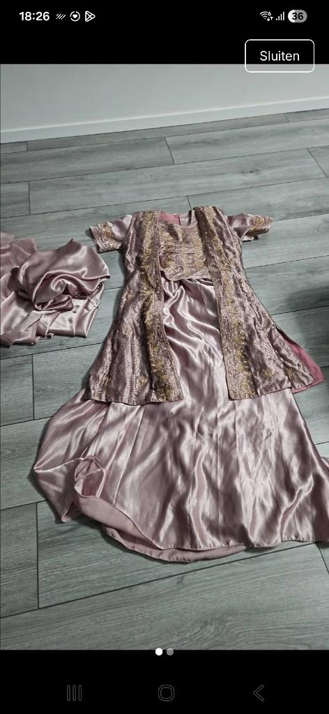 Lehenga, Maat 38/40 (M), Ophalen of Verzenden, Kleding, Overige thema's