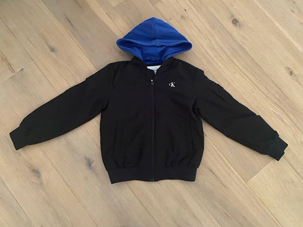 Calvin Klein Junior / Tussenjas - maat 140 - zgan!, Ophalen of Verzenden, Zo goed als nieuw, Jongen of Meisje