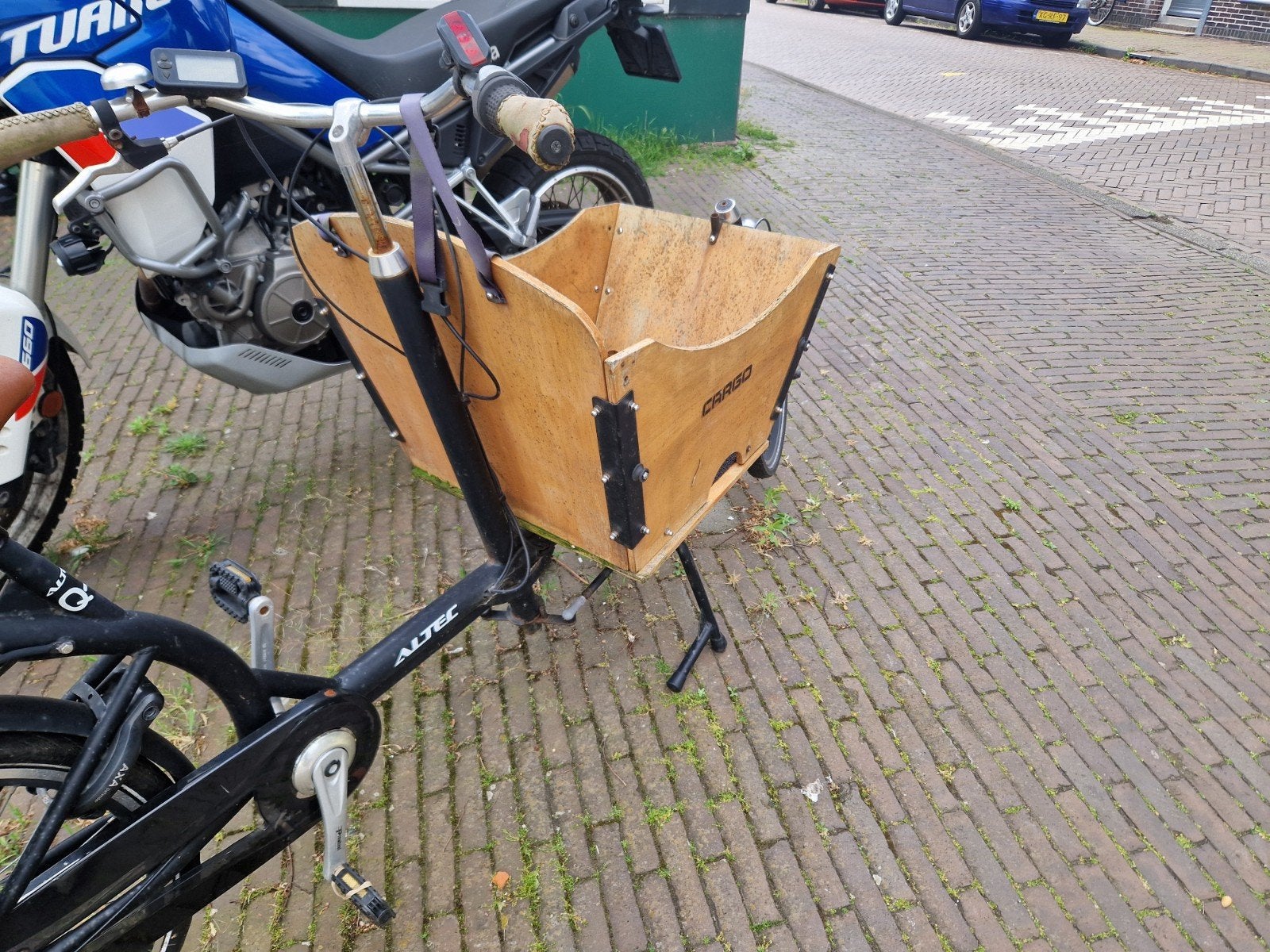 Bakfiets Altec – opknapper – elektrisch defect, Ophalen, Gebruikt, 2 kinderen, Elektrisch
