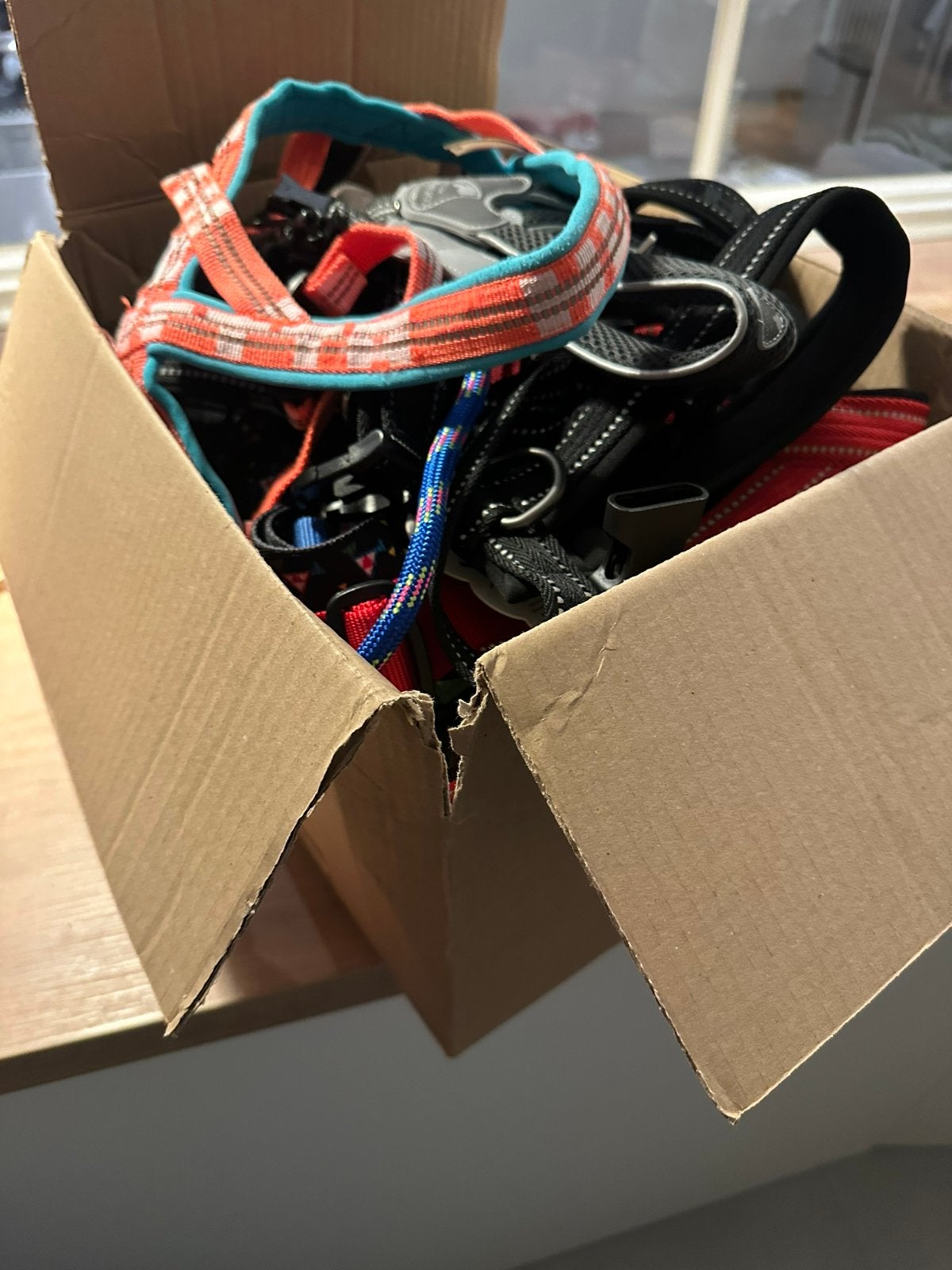 Looking to donate dog supplies, Ophalen of Verzenden, Zo goed als nieuw