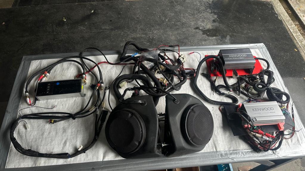 Versterker set kenwood, Motoren, Onderdelen | Harley-Davidson, Niet ingevuld, Gebruikt, Niet ingevuld, Niet ingevuld