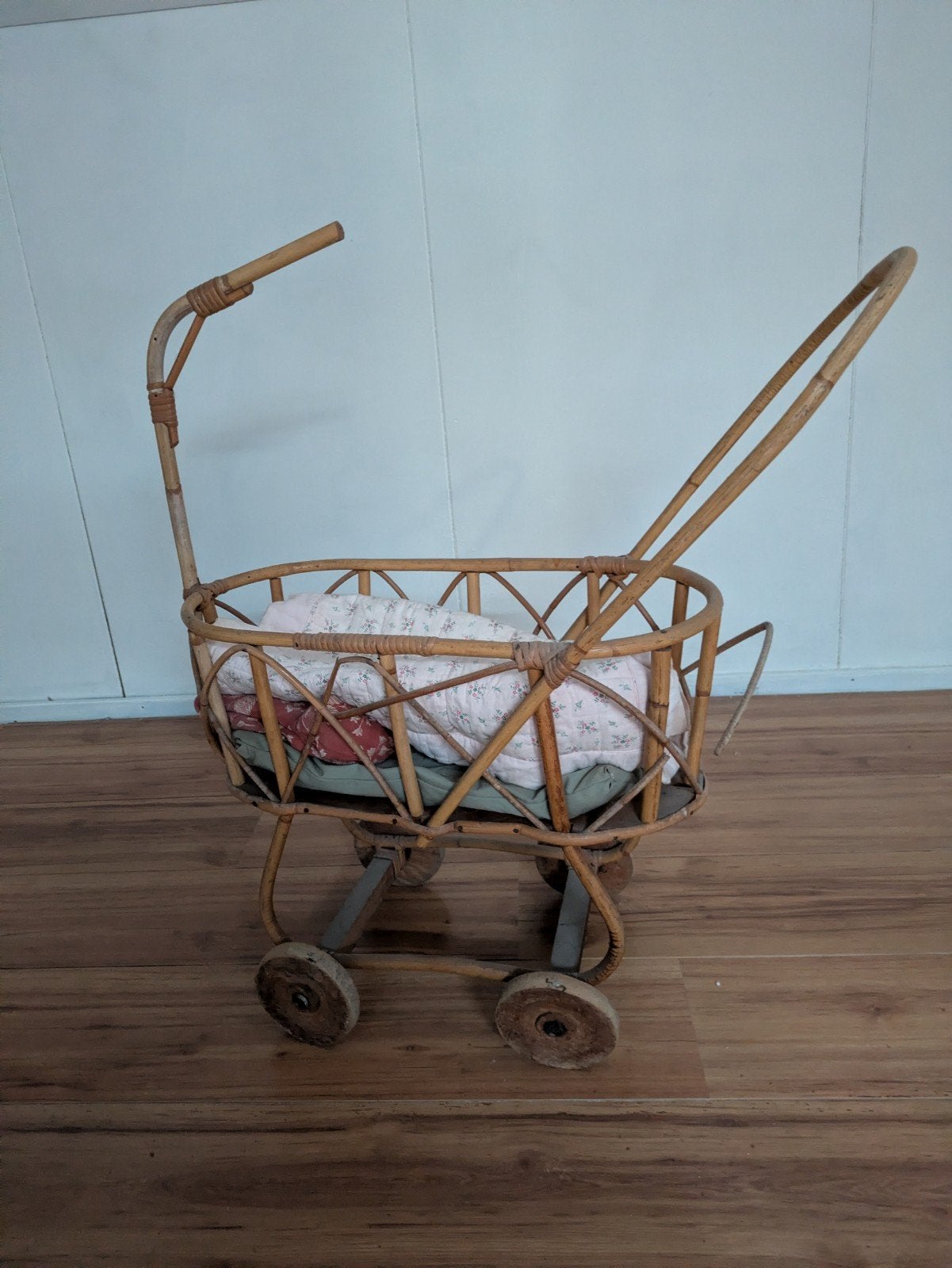 Ouderwetse houten poppenwagen, Ophalen, Gebruikt, Babypop