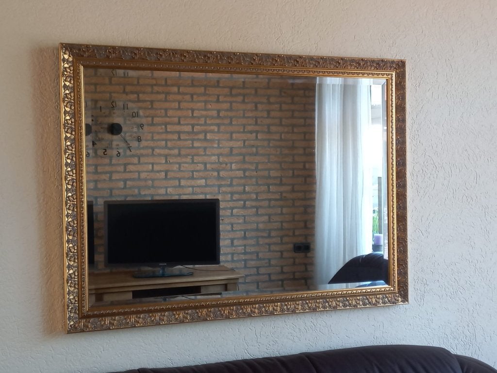 SPIEGEL met GOUDKLEURIGE LIJST.. 111 X 82 cm, Ophalen, Zo goed als nieuw, 100 tot 125 cm, Minder dan 100 cm