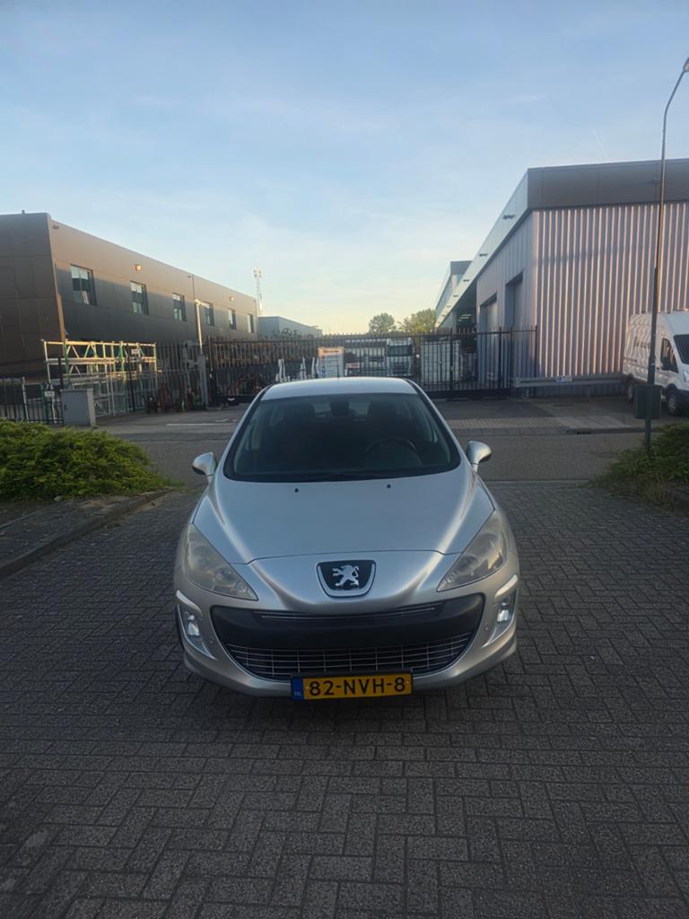 Peugeot 308 1.6 VTI 16V 5-DRS 2010 Grijs, Voorwielaandrijving, 15 km/l, 680 kg, 4 cilinders