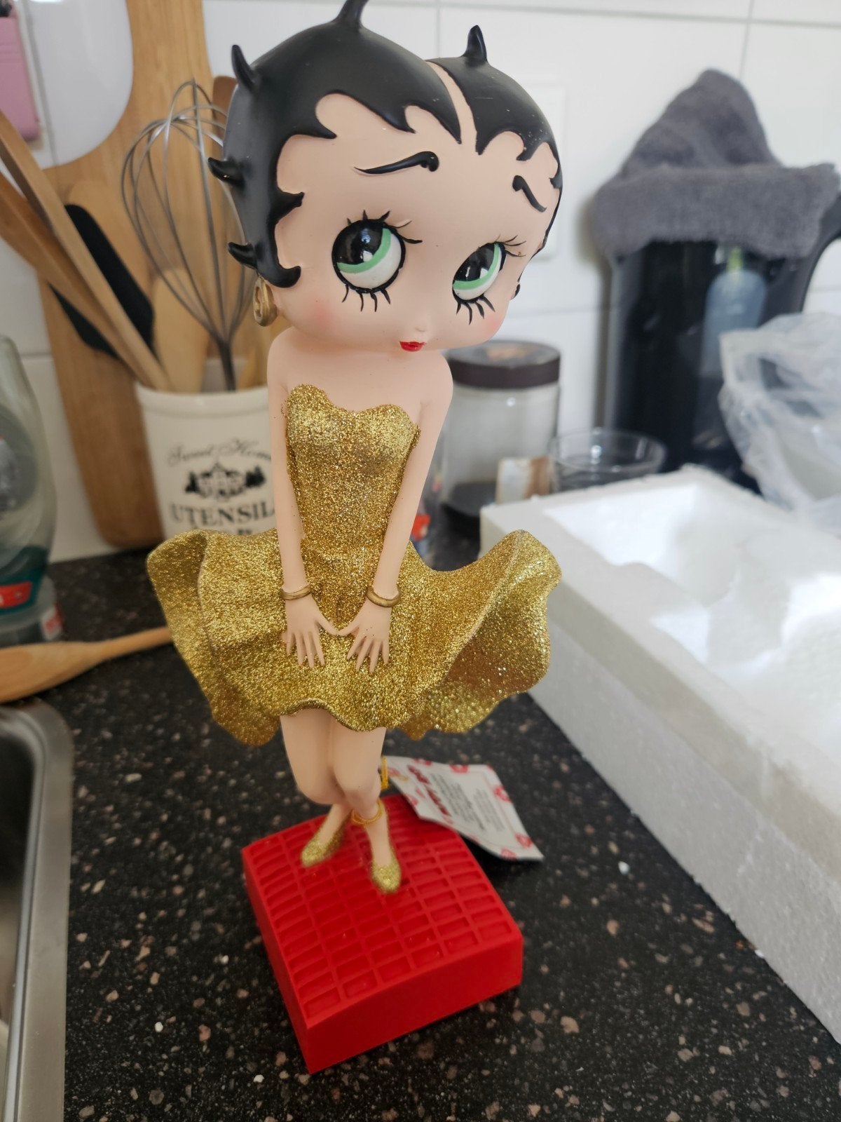 Betty Boop beeldje nieuw in doos - 30cm hoog, Ophalen, Nieuw