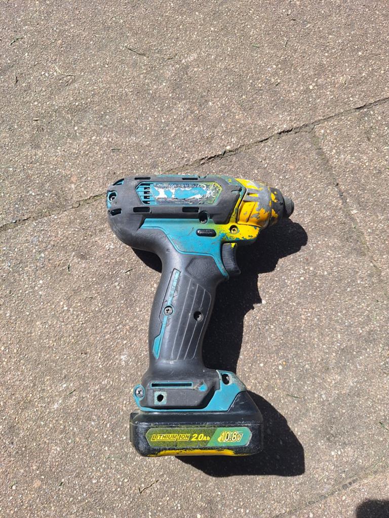 Makita TD110D slagschroevendraaier (excl. oplader), Gebruikt, Variabele snelheid, Ophalen of Verzenden, Boor- en Schroefmachine