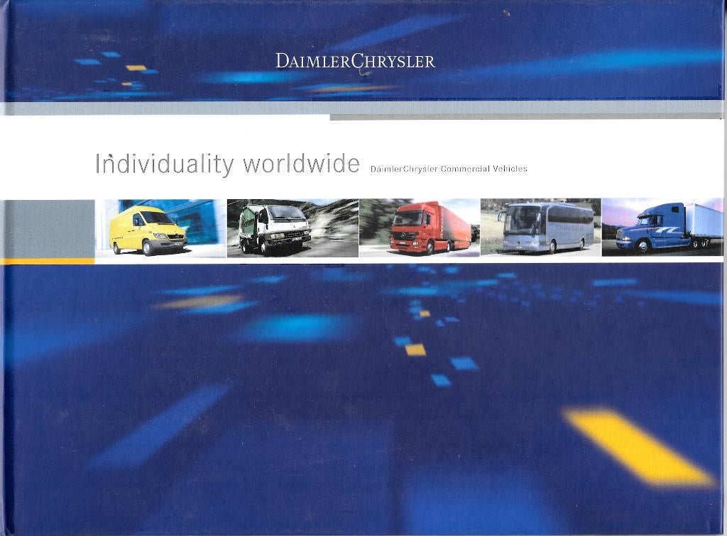 DAIMLER-CHRYSLER  Commercial vehicles, Boeken, Auto's | Folders en Tijdschriften, Zo goed als nieuw, Overige merken, Ophalen of Verzenden