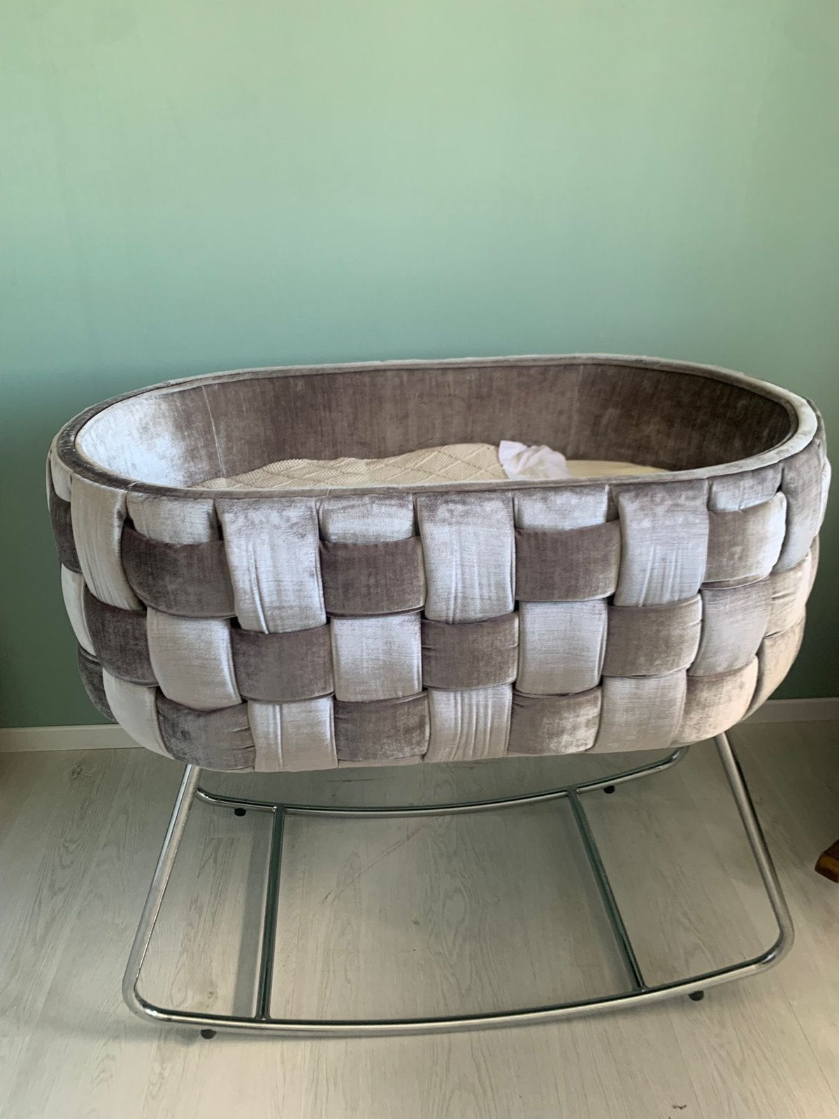 Luxe velvet baby wieg, Ophalen, Zo goed als nieuw, Wieg