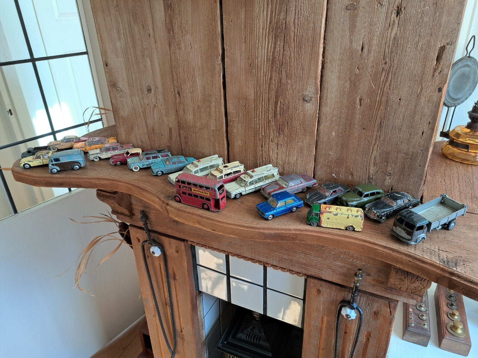 Partij, 20 stuks, Dinky's en Cogi's., Ophalen of Verzenden, Gebruikt, Auto, Corgi