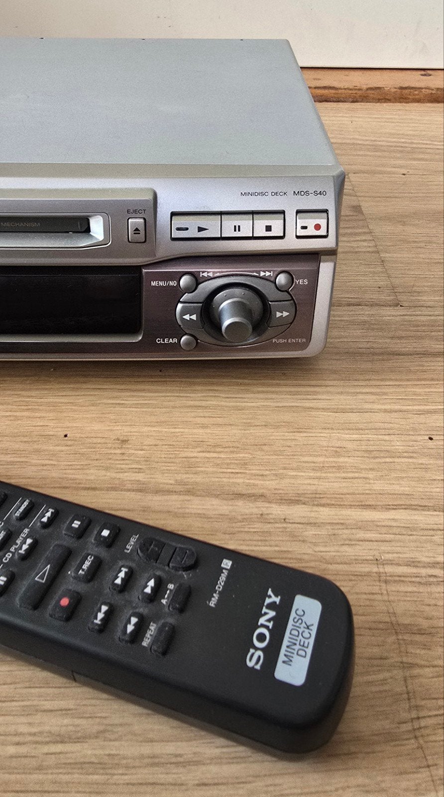 Sony MDS-S40 Minidisc Deck - Zonder afstandsbediening, Audio, Tv en Foto, Walkmans, Discmans en Minidiscspelers, Ophalen, Minidisc-recorder