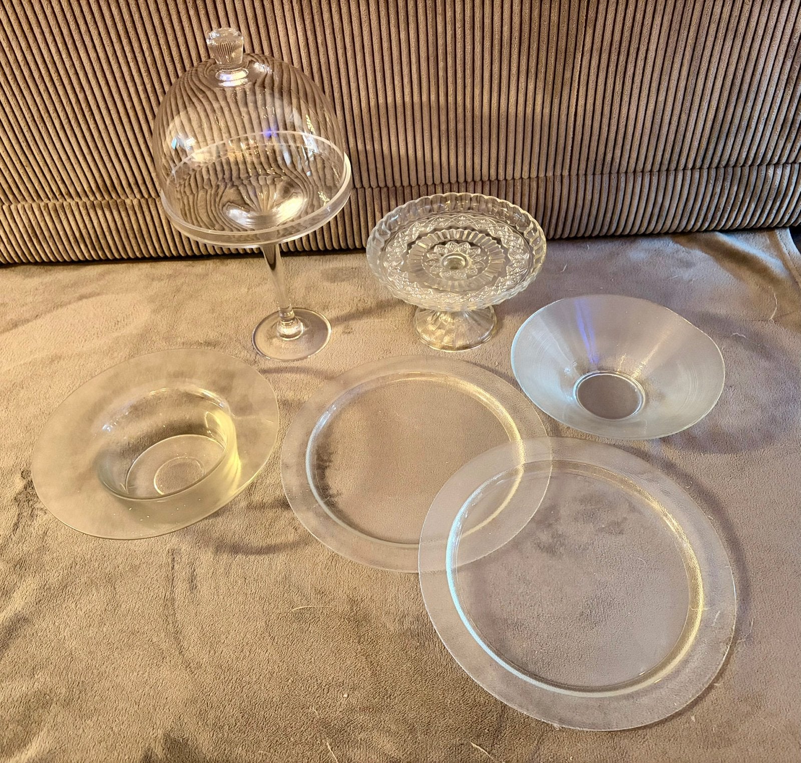 Glazen stolp, schalen en borden – decoratieve set, Ophalen, Zo goed als nieuw