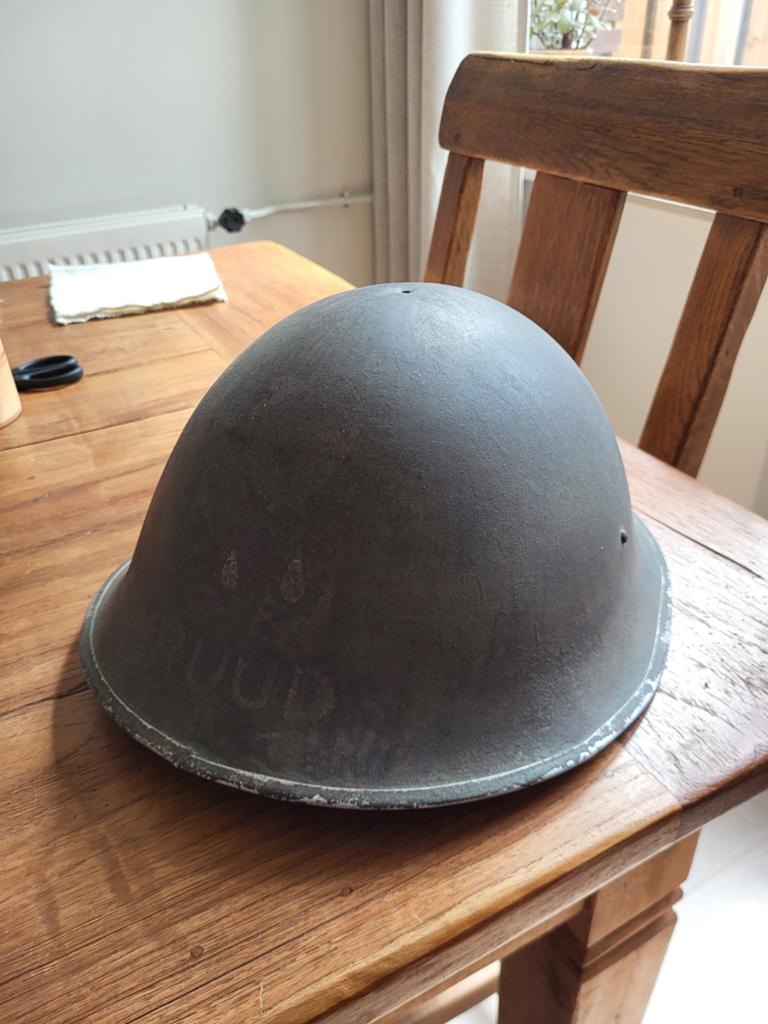 Engelse helm wo2, MK3, Ophalen of Verzenden, Engeland, Helm of Baret