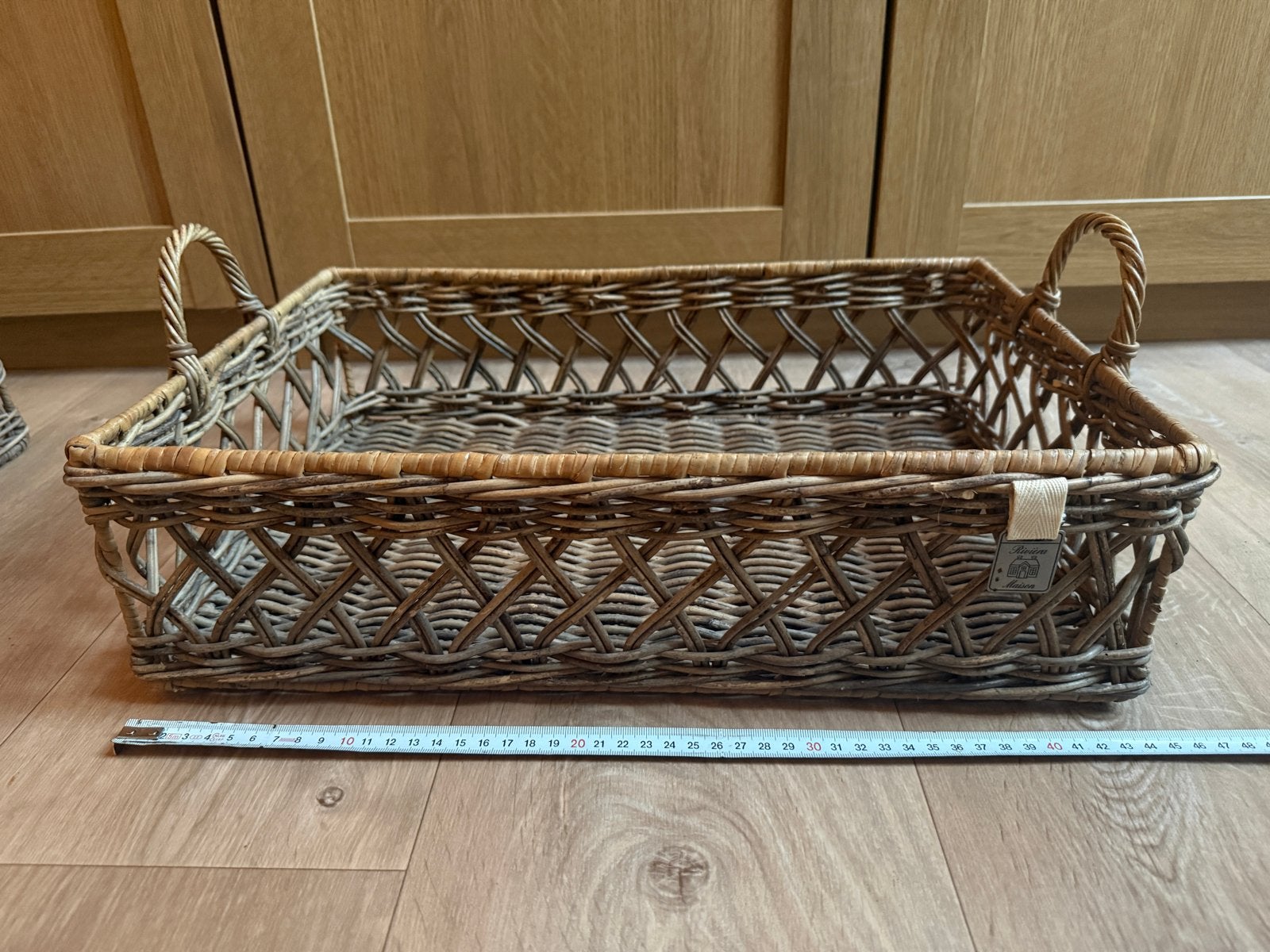 Riviera Maison Set van 2 rattan dienbladen met handvatten, Ophalen, Gebruikt, Gevlochten, Riet