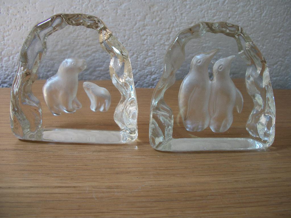 IJsbeer met Jong - Pinguïns - Massief Glas - Nieuw per stuk, Ophalen of Verzenden, Nieuw, Dier