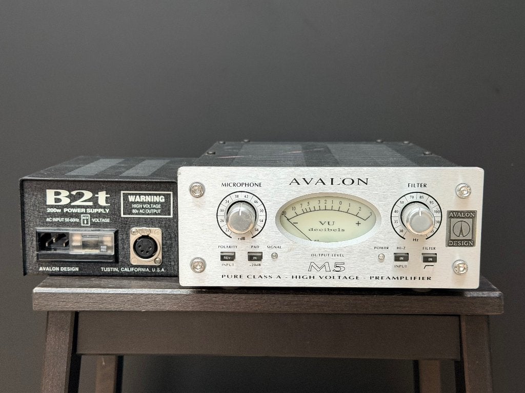 Avalon M5 Silver Microfoon preamp studio voorversterker mic, Muziek en Instrumenten, Microfoons, Ophalen of Verzenden, Gebruikt
