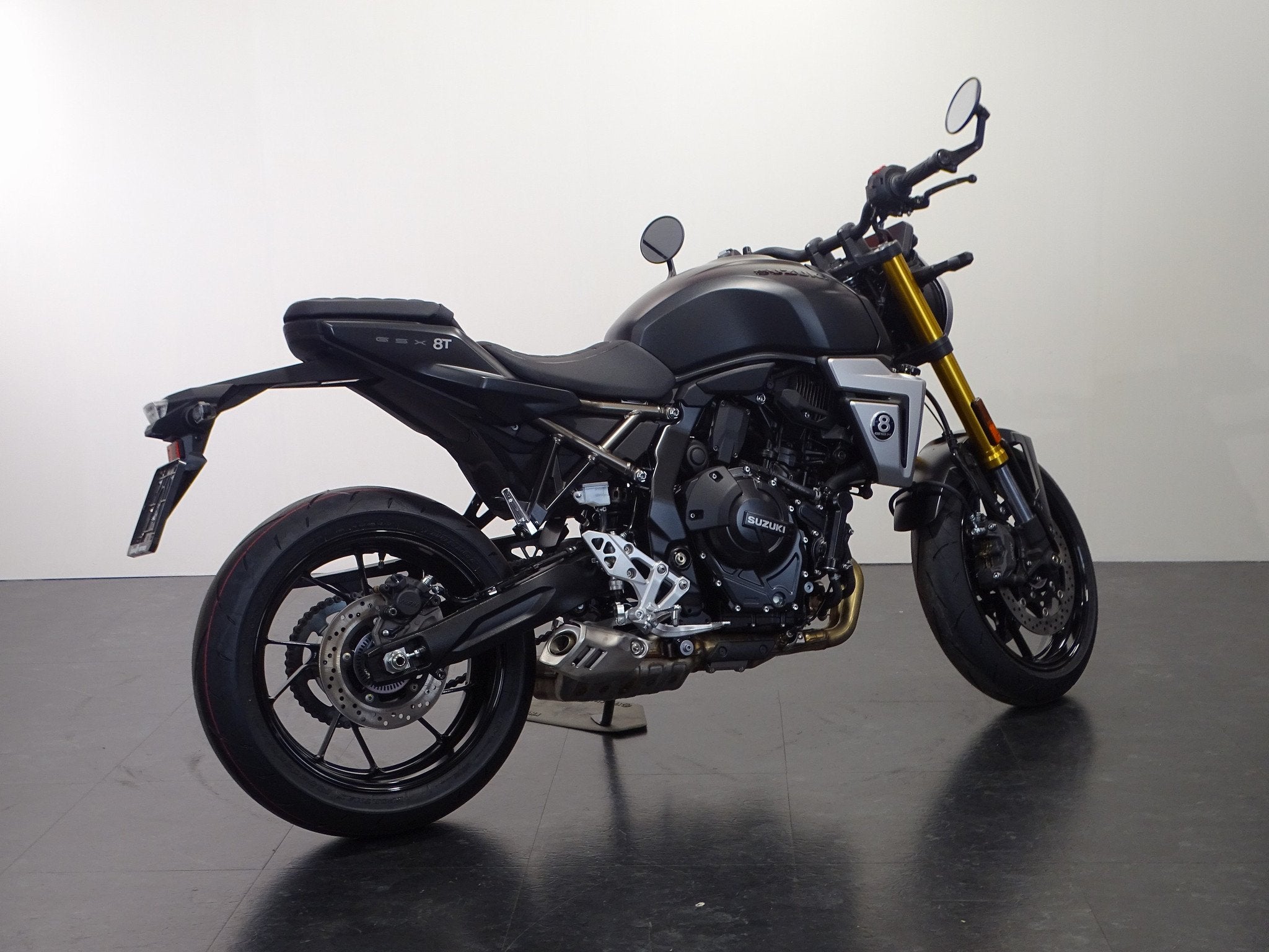Suzuki GSX GSX-8T, Bedrijf, Meer dan 35 kW, Naked bike