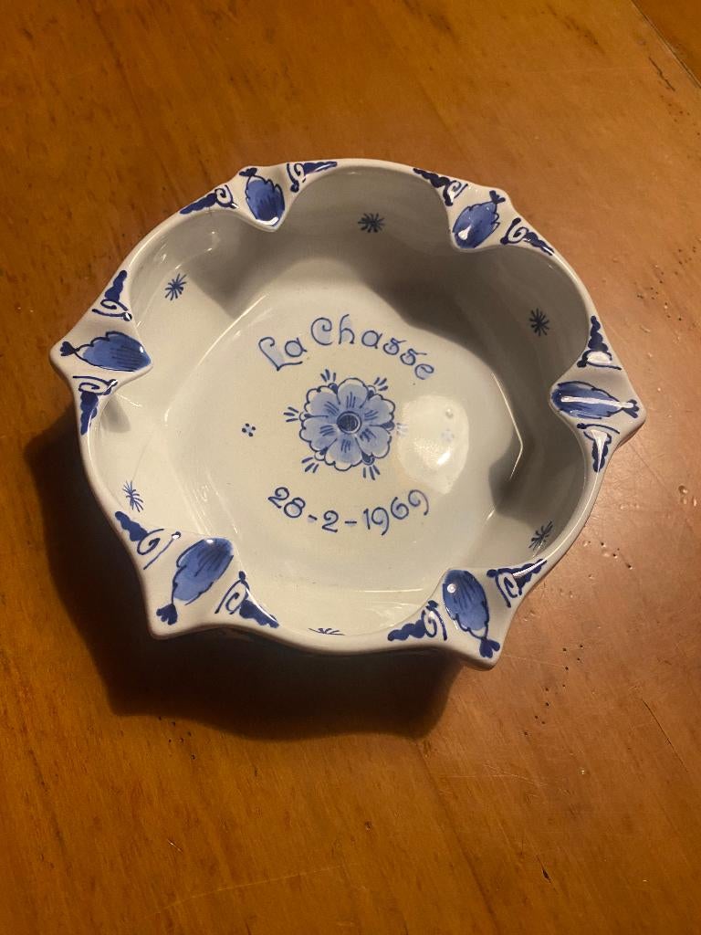 delftsblauwe asbak, Ophalen