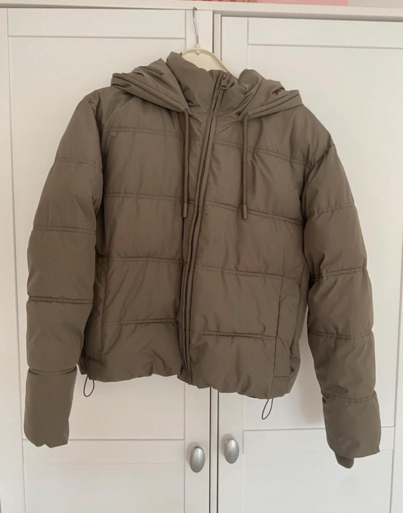 Zara Puffer Jas - Maat M - Zo goed als nieuw, Verzenden, Gedragen, Maat 38/40 (M), Bruin