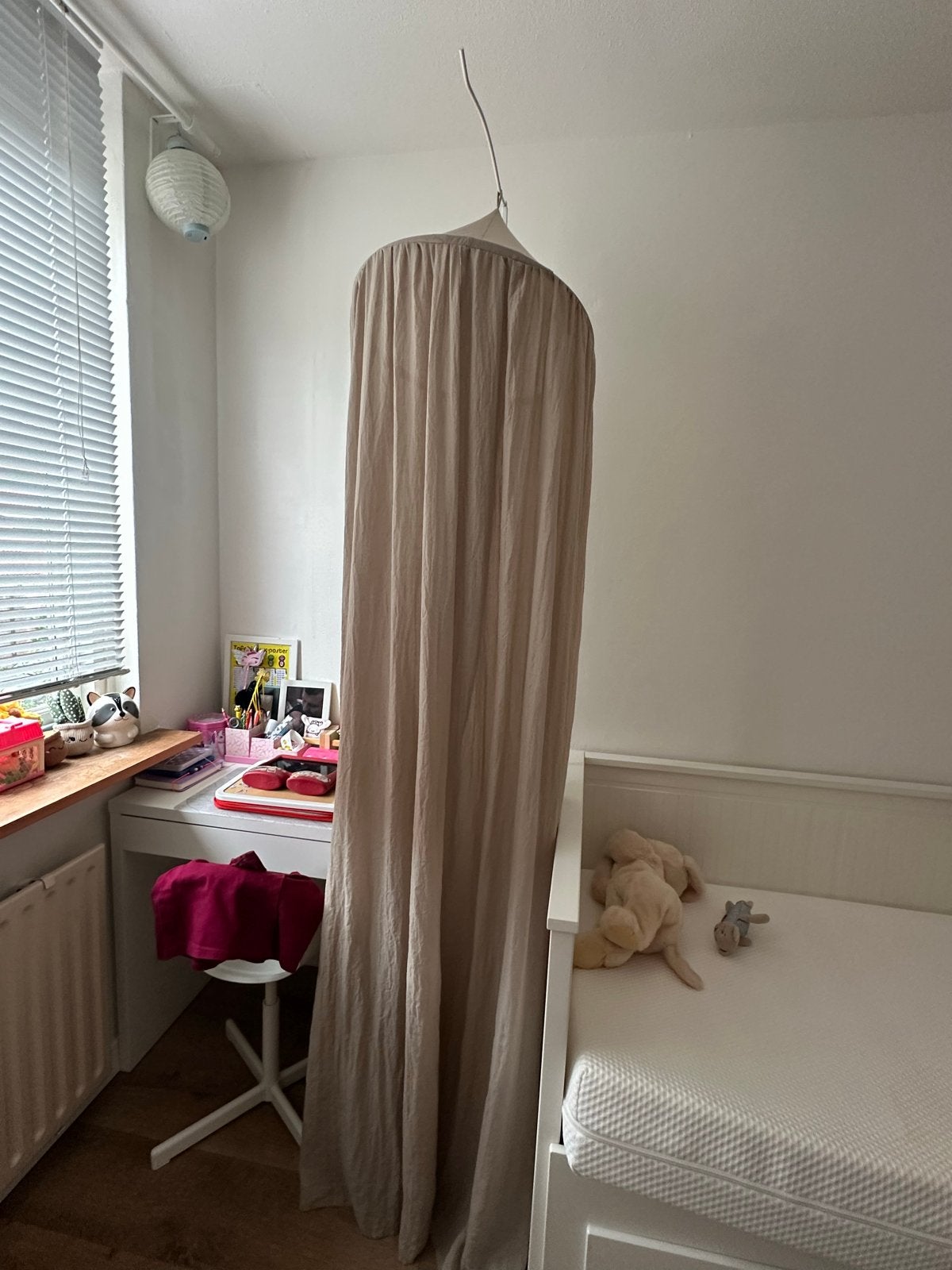 Hemelbed/klamboe met piekstok - Zeer goede staat, Kinderen en Baby's, Ophalen, Zo goed als nieuw
