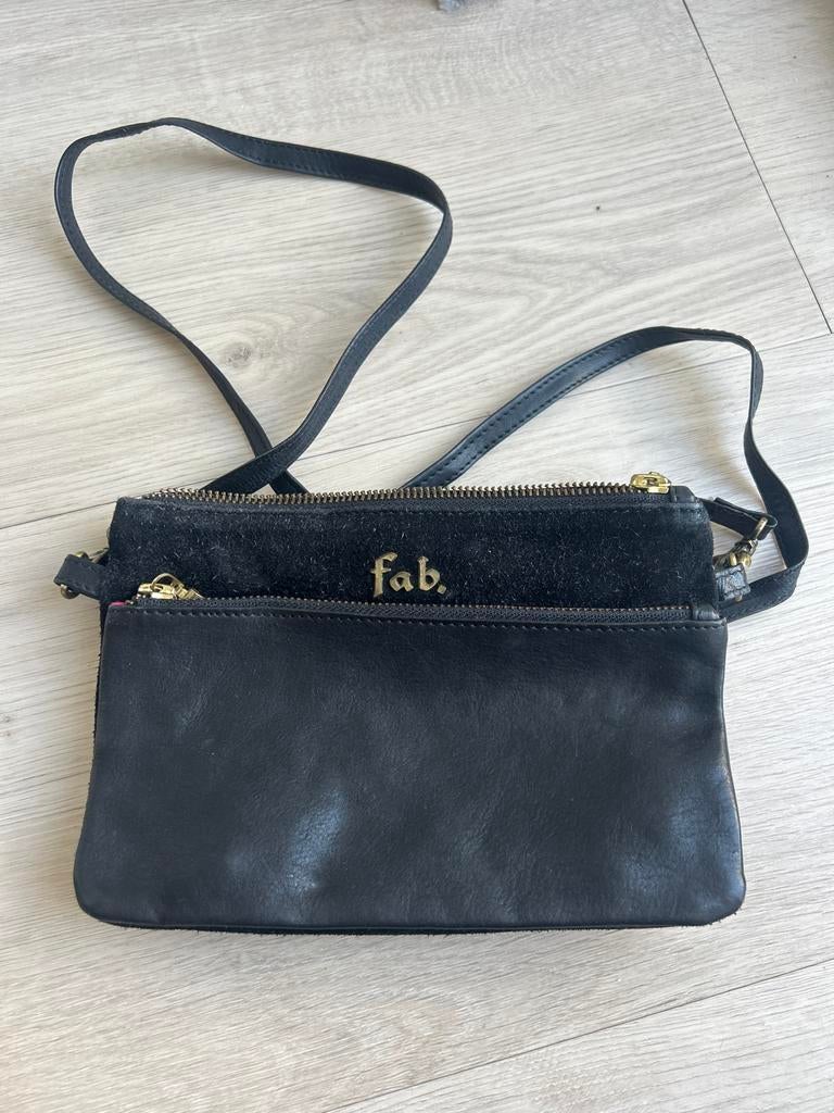 FAB. zwarte tasje van leer en suède, Overige merken, Gebruikt, Zwart, Ophalen of Verzenden