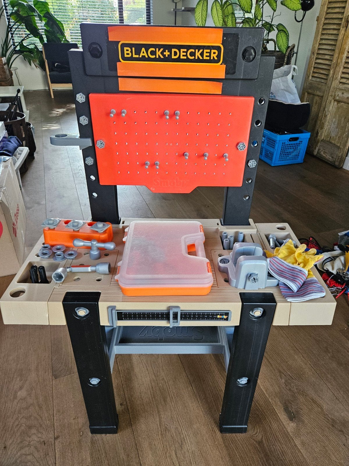 Smoby Black+Decker Werkbank met veel extra's waaronder  Bosc, Ophalen, Gebruikt, Knutselen