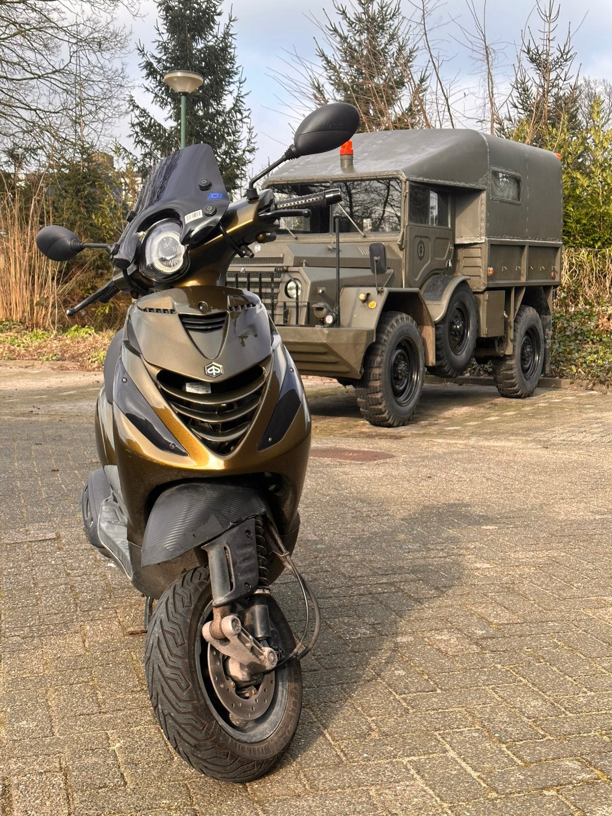 Piaggio Zip, Ophalen, Piaggio, Gebruikt, Benzine