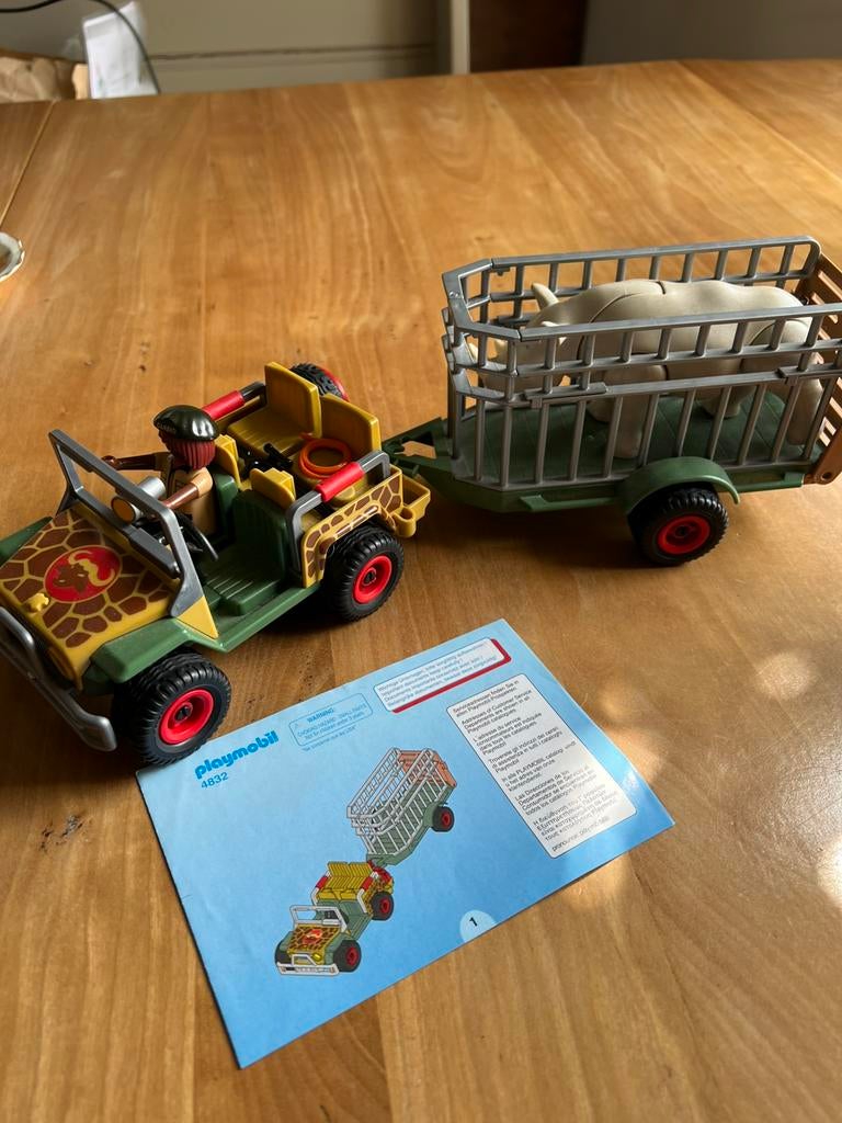 Playmobil jeep en aanhanger, Ophalen of Verzenden, Zo goed als nieuw