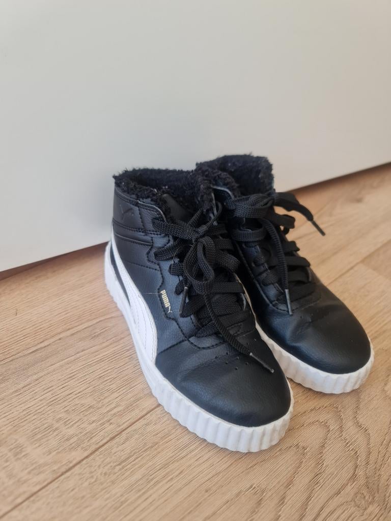 Puma Schoenen Maat 34 - Zeer Nette Staat, Ophalen of Verzenden