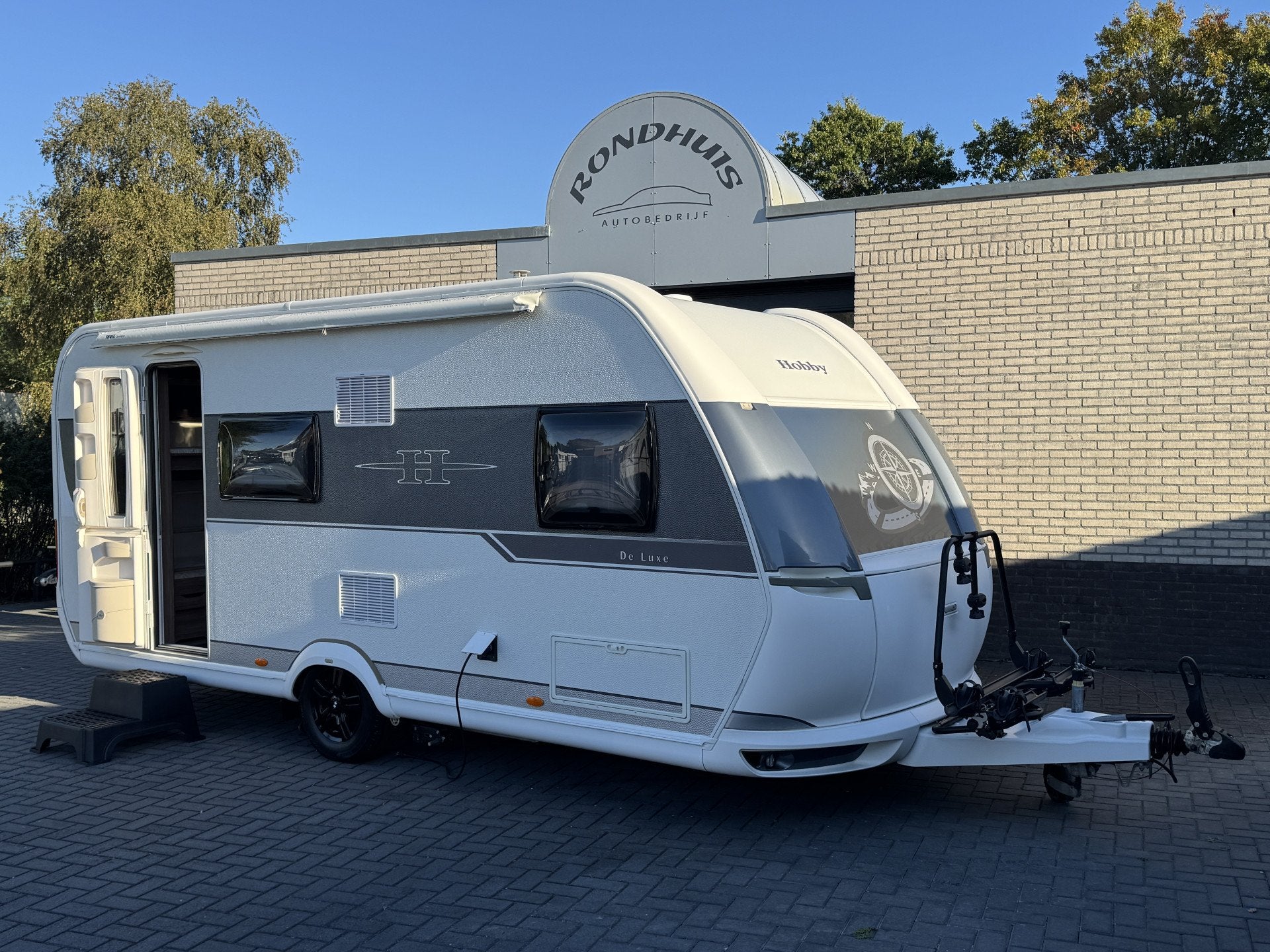 Hobby De Luxe 490 KMF met STAPELBED *6 Slaapplaatsen/Mover/1, Caravans en Kamperen, Hobby, Bedrijf, Treinzit, Voortentlamp