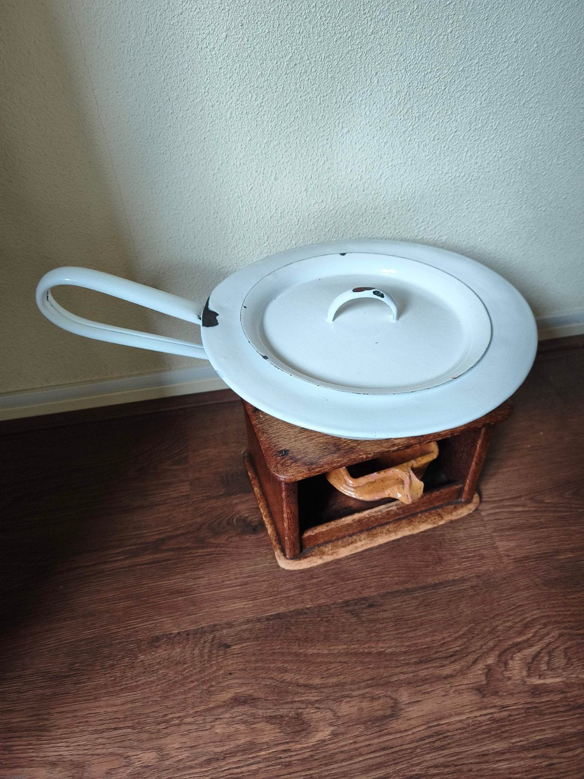 Brocante emaille ondersteek / bedpan met deksel, Antiek en Kunst, Ophalen of Verzenden