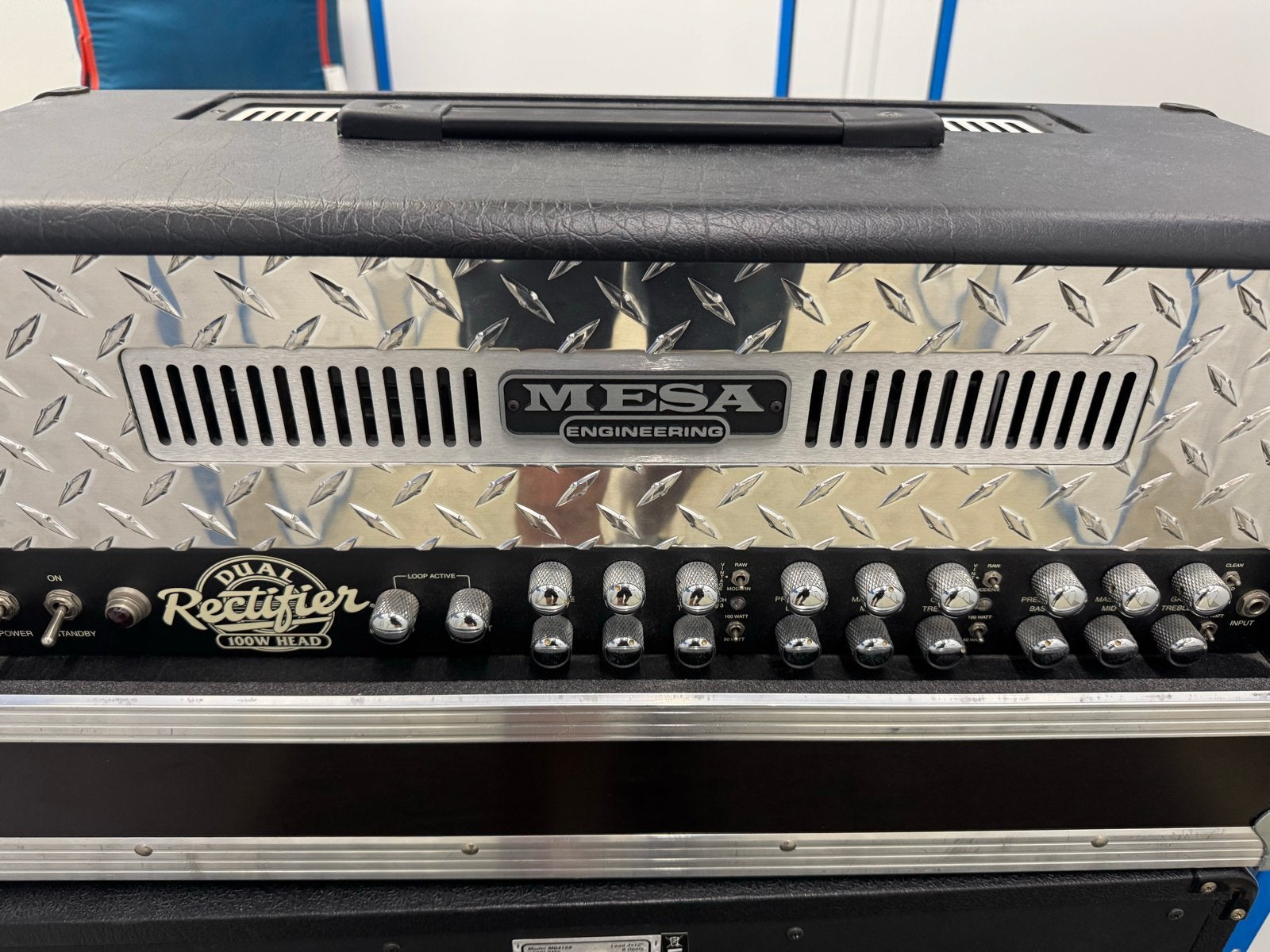 Mesa Boogie Dual Rectifier Head 100W met Footswitch en Case, Ophalen, Zo goed als nieuw, Gitaar, 100 watt of meer