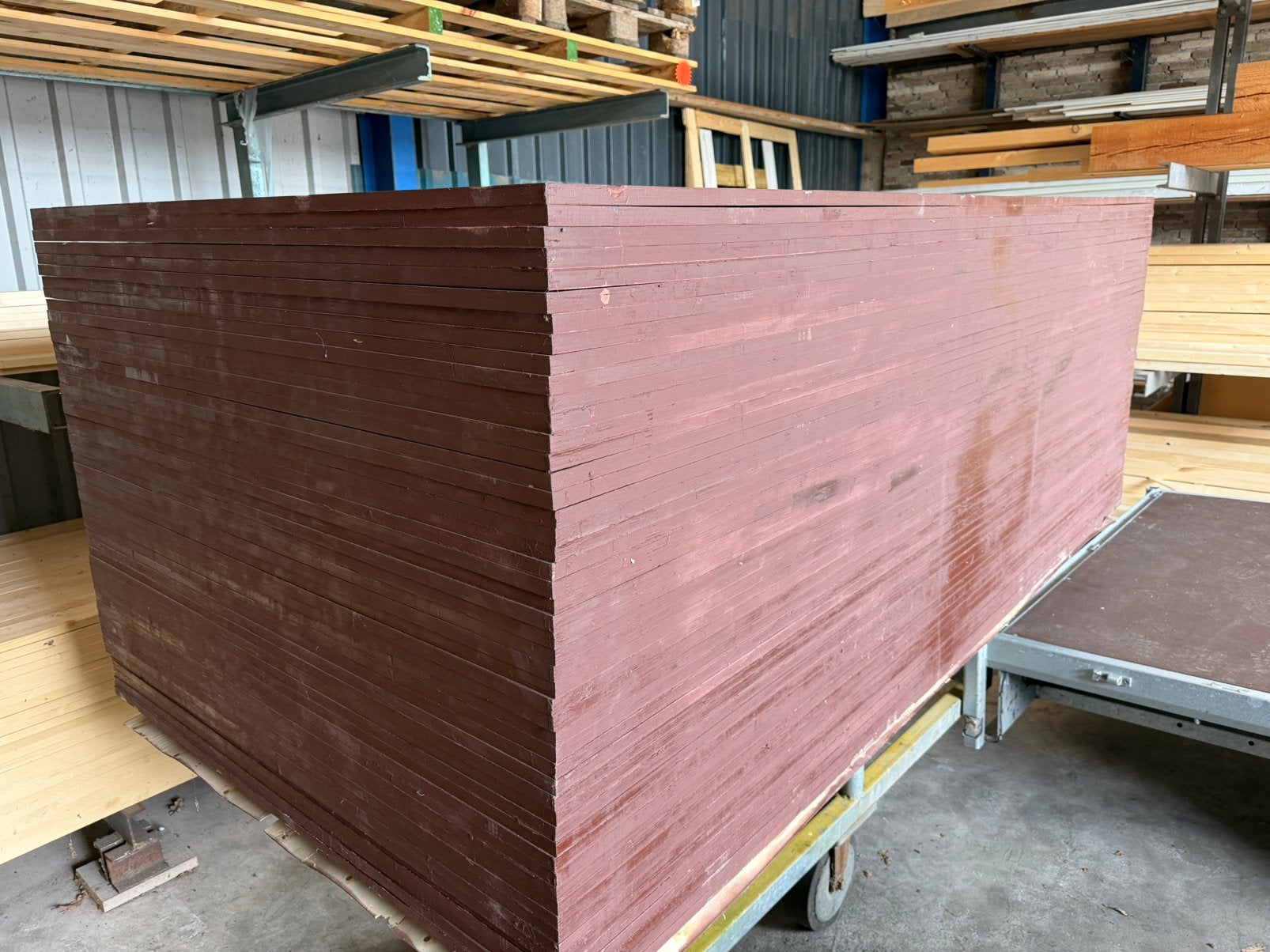Betonplex te koop 2500x1250x18mm, Tuin en Terras, Palen, Balken en Planken, Nieuw, Palen, Minder dan 180 cm, Ophalen of Verzenden