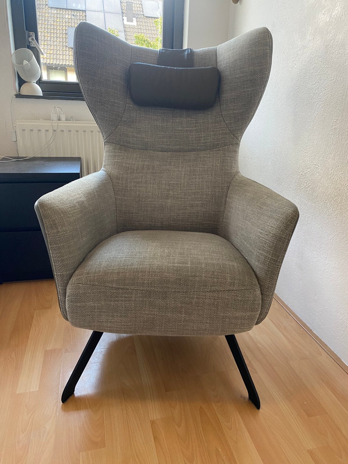 Montel Eric Fauteuil - Olijfgroen, Ophalen, 75 tot 100 cm, Zo goed als nieuw, Stof