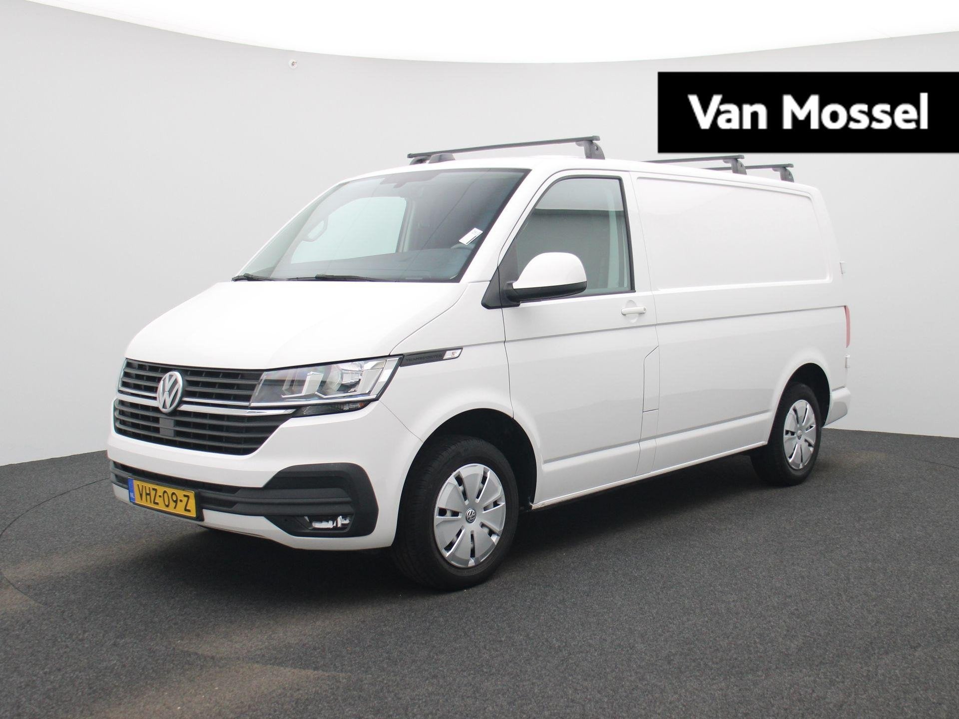 Volkswagen Transporter 2.0 TDI L1H1 110PK | Airco | Parkeers