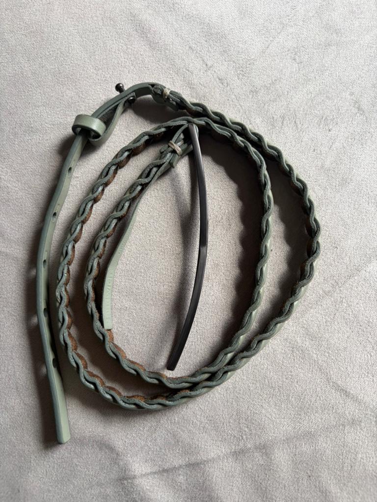 Gevlochten smalle tailleriem in grijsgroen, Minder dan 3 cm, Overige kleuren, 100 cm of meer, Echt leder