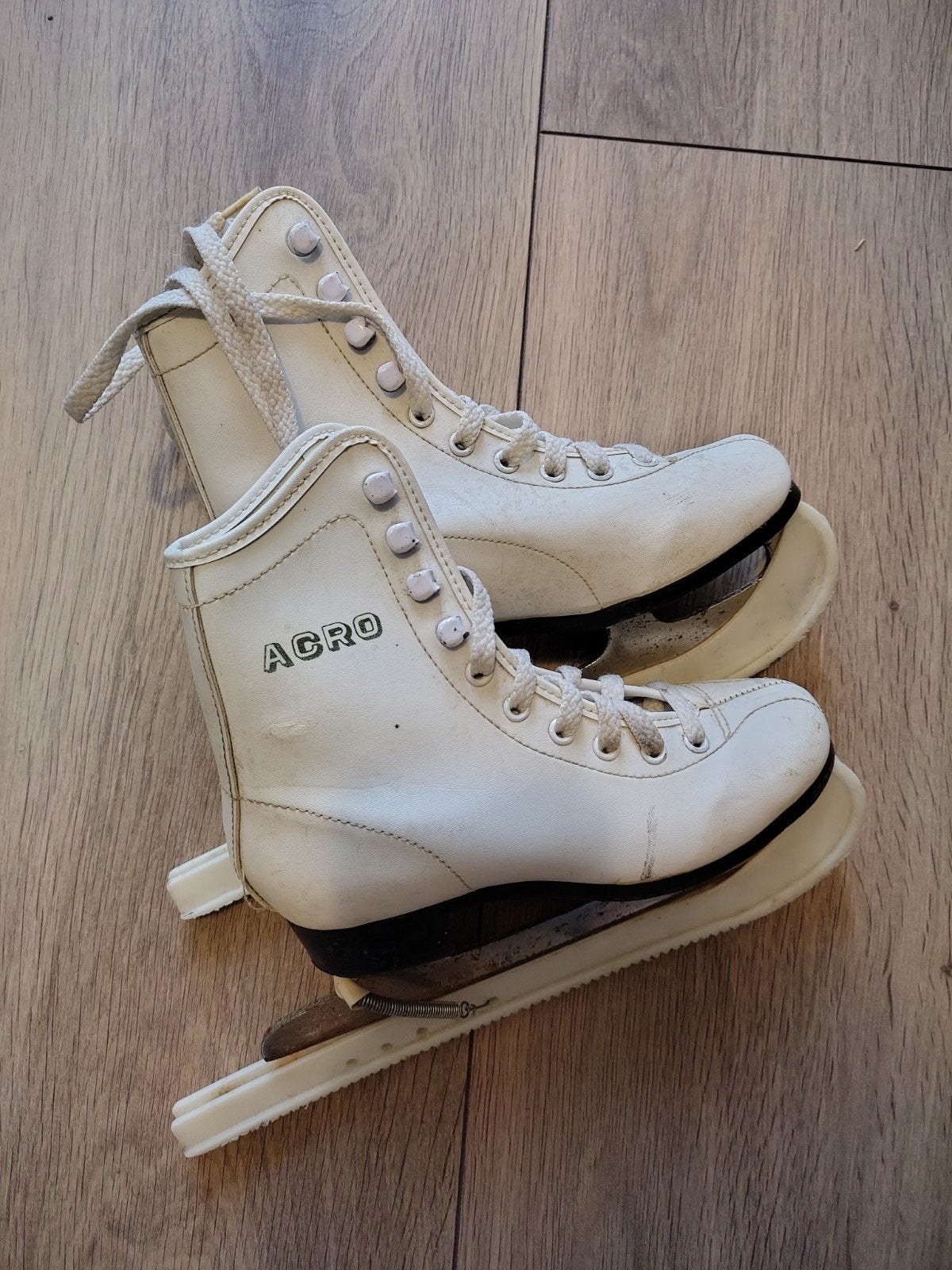 Schaatsen, gratis, maat 31 en 35, Sport en Fitness, Gebruikt, Kunstschaatsen, Ophalen, Overige merken
