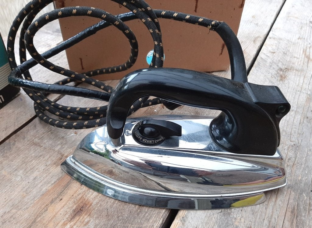 Vintage strijkijzer Morphy Richards voor verzamelaars., Ophalen of Verzenden