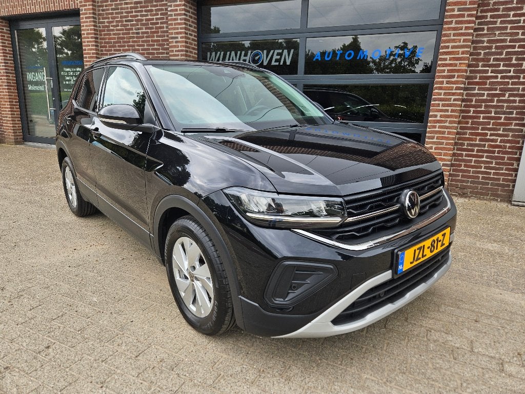 Volkswagen T-Cross 1.0 TSI Life Edition DSG LED ACC Carplay, 116 pk, Zwart, Bedrijf, 1196 kg
