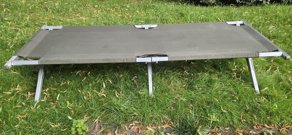 KL Inklapbaar Veldbed - Aluminium Militair, Ophalen of Verzenden, Gebruikt, 1-persoons