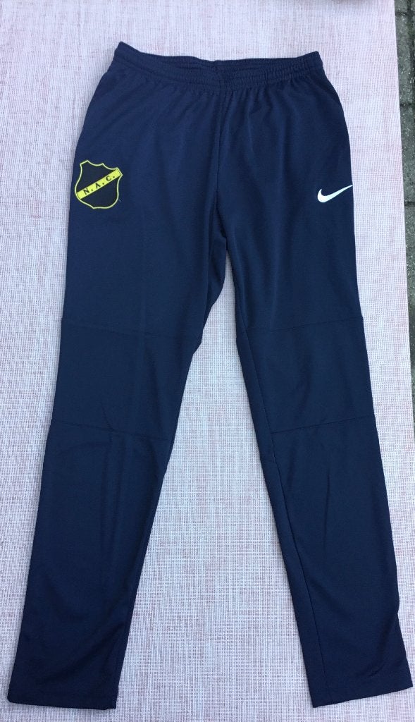 NAC Breda trainingsbroek maat S, Sport en Fitness, Voetbal, Maat S, Ophalen of Verzenden, Gebruikt, Broek