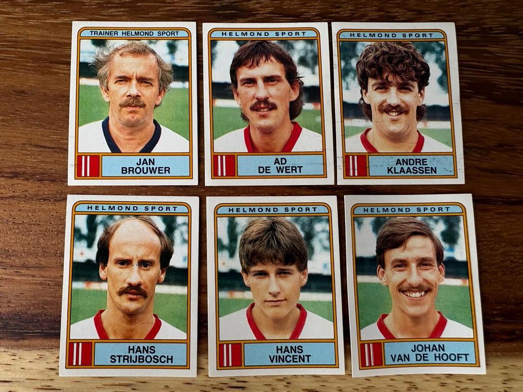 Panini Voetbal 84 Helmond Sport voetbalplaatjes, Ophalen of Verzenden, Nieuw, Stickers en Plaatjes