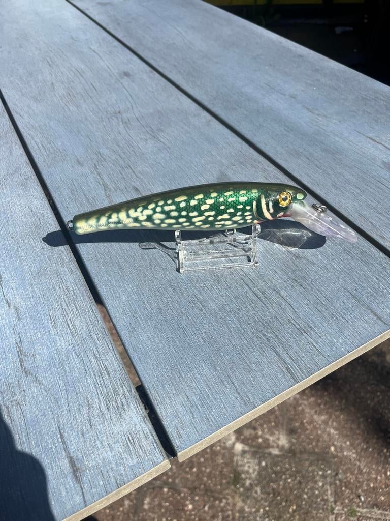 Musky Mania Big Ernie, Ophalen of Verzenden, Zo goed als nieuw, Overige typen