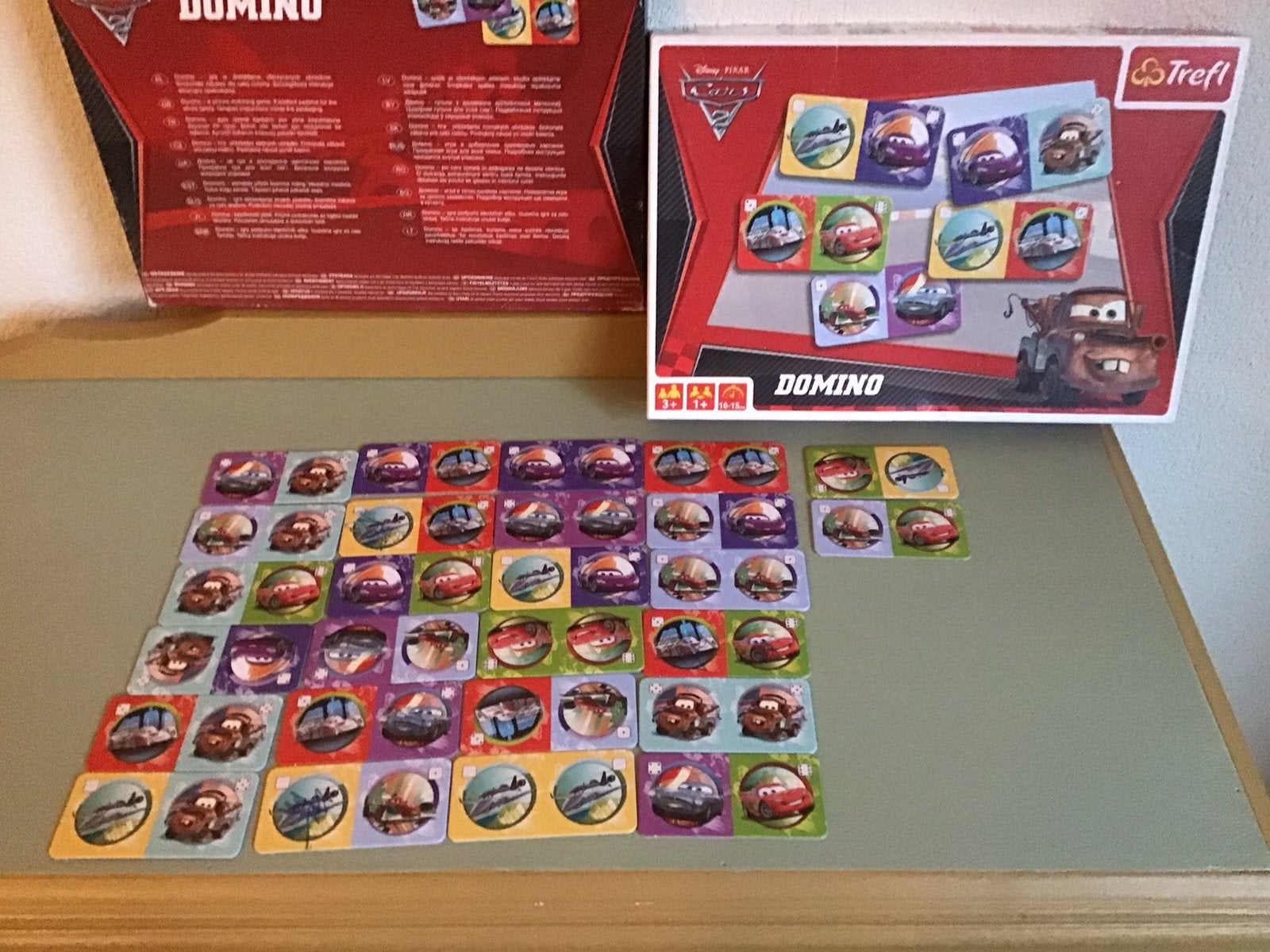 Disney Cars Domino 3+, Een of twee spelers, Ophalen of Verzenden, Zo goed als nieuw
