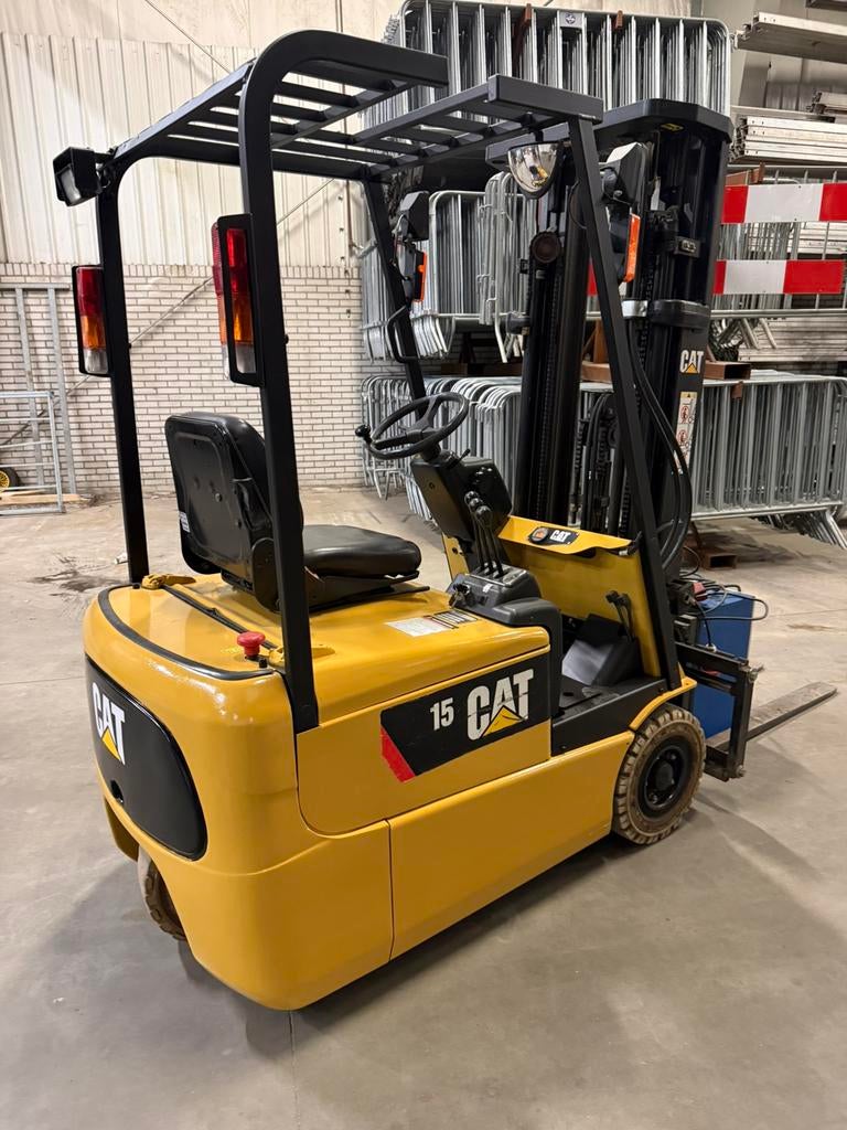 Caterpillar ETB10A (Zeer compact klein heftruckje), 1000 tot 2000 kg, Ophalen, Heftruck