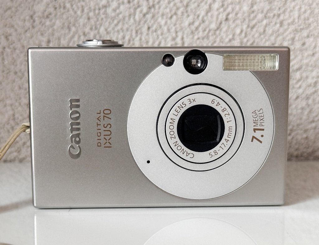 Canon IXUS 70 compleet in originele doos en als nieuw, Canon, Ophalen of Verzenden, Zo goed als nieuw, Compactcamera