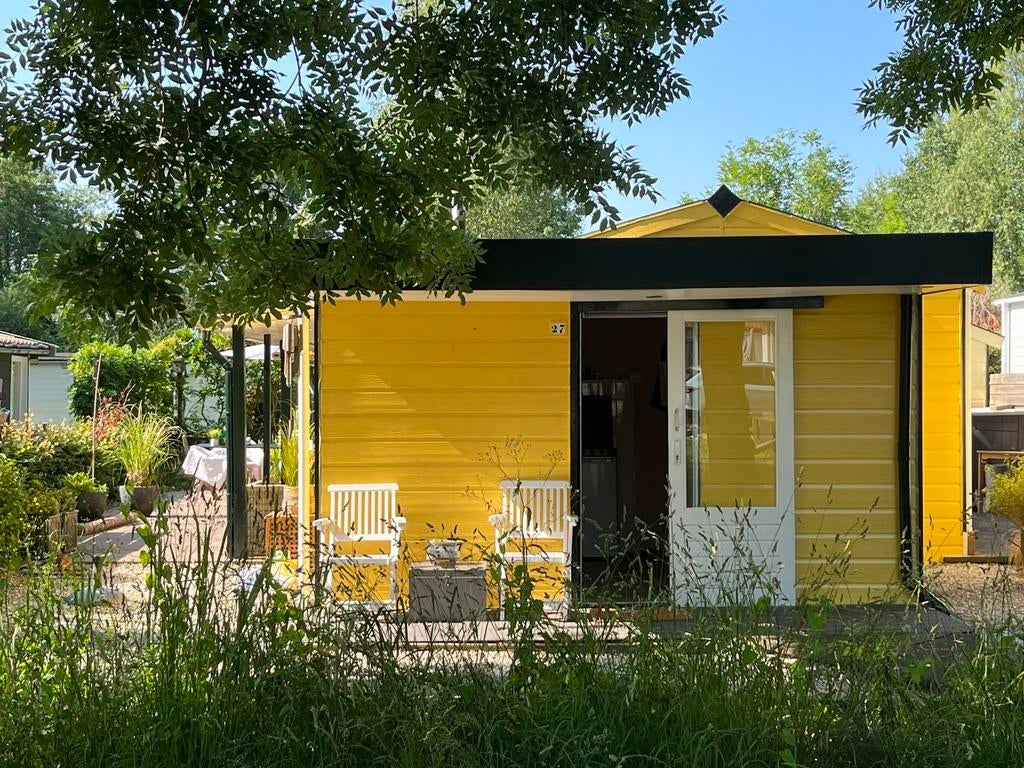 Heerlijk chalet/recreatiewoning grote zonnige tuin bij meer, Huizen en Kamers, Recreatiewoningen te koop, 40 m², 2 slaapkamers