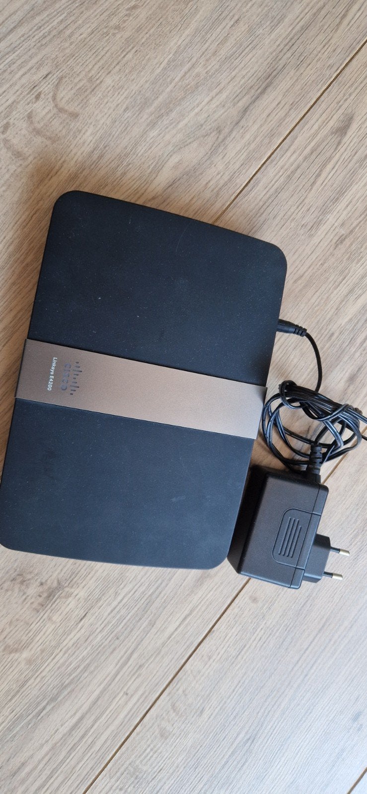 Cisco Linksys E4200, Ophalen of Verzenden, Gebruikt, Router, Cisco Linksys